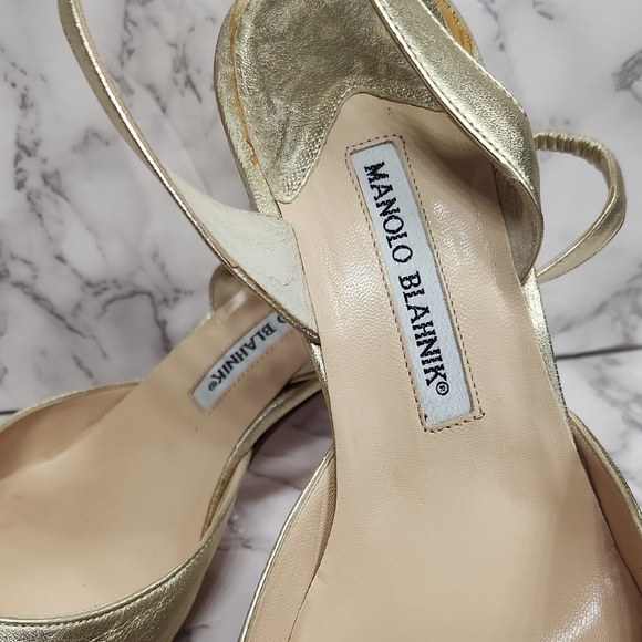 Manolo Blahnik Gold Metallic Slingback Heels Size 43 - Picture 2 of 5
